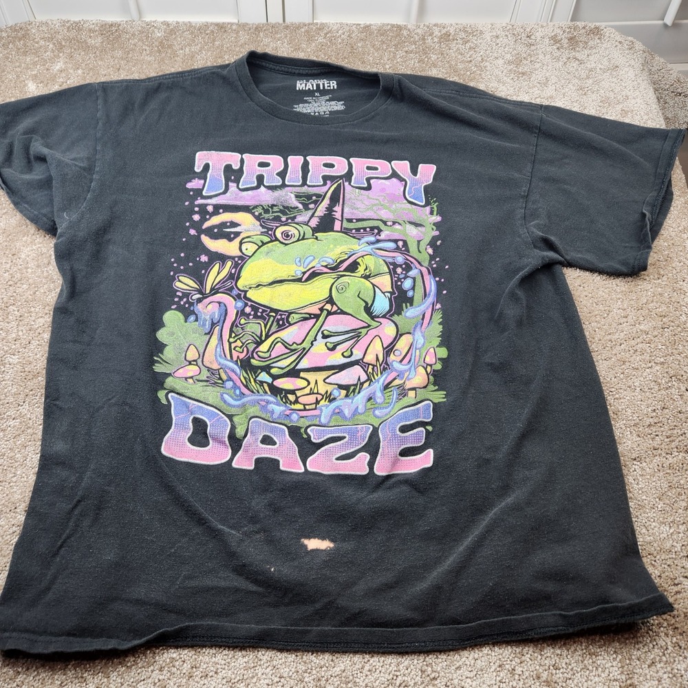 Black Matter Trippy Daze Frog Mushroom Graphic Tee Mens XL Black Short Sleeve